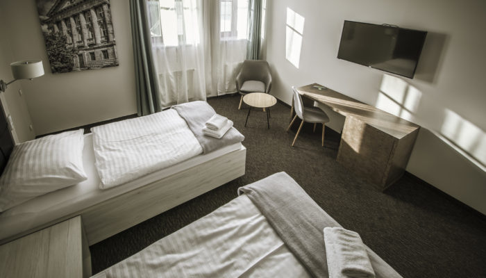 photo 03 / Deluxe Twin Room / Hotel GRUNT Kosmonosy
